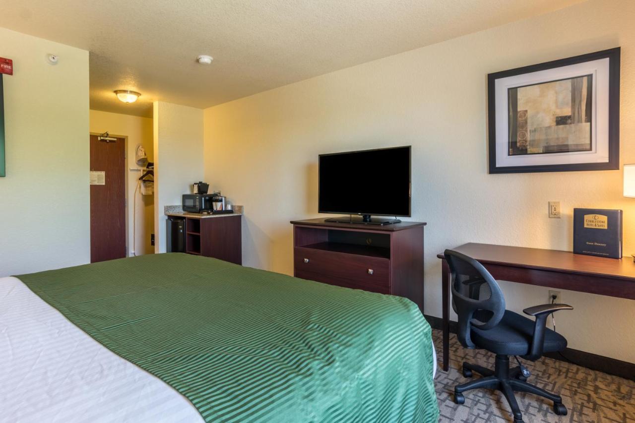 Cobblestone Inn & Suites - Lakin Exteriér fotografie