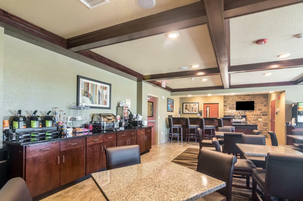 Cobblestone Inn & Suites - Lakin Exteriér fotografie