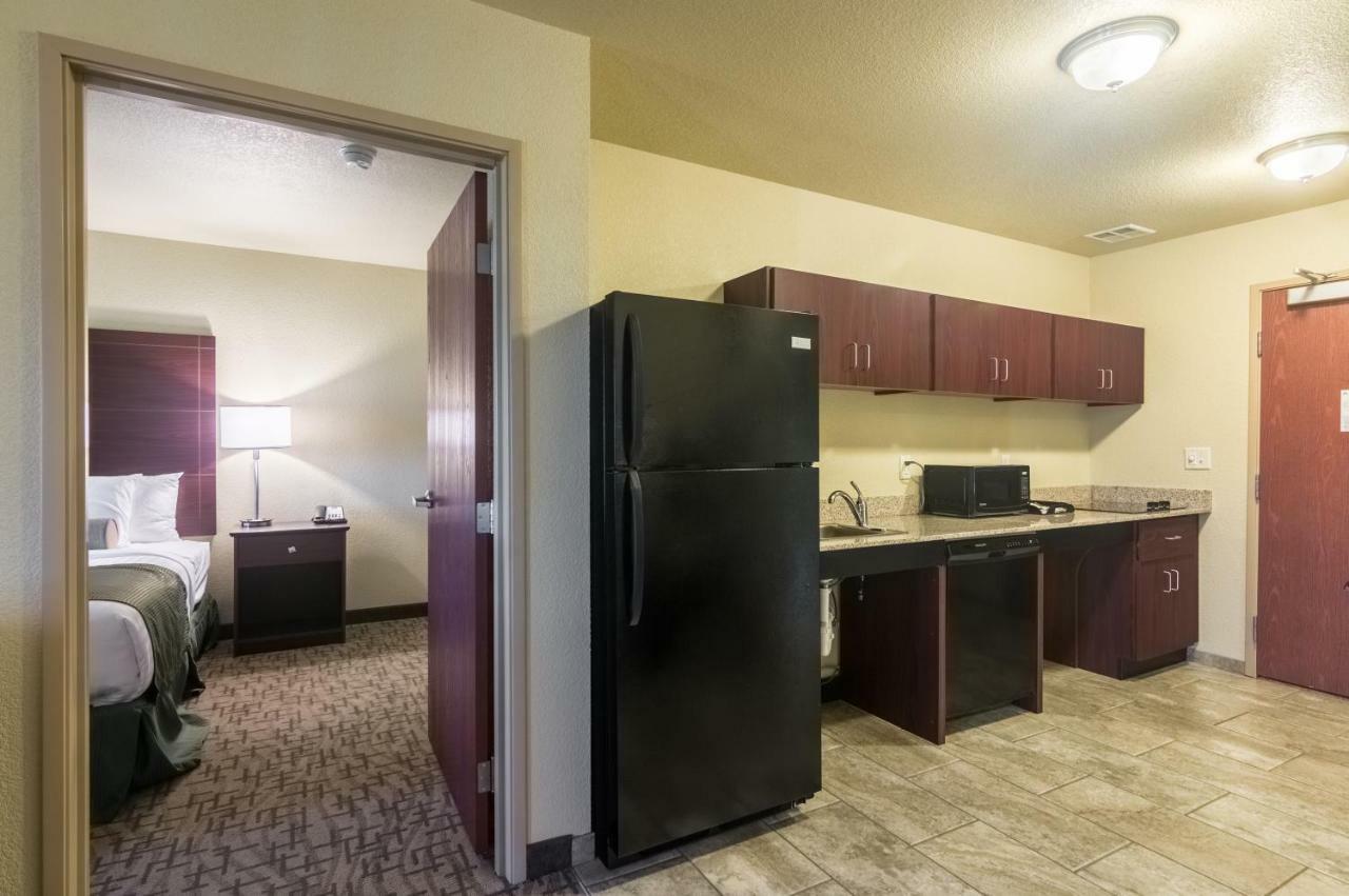 Cobblestone Inn & Suites - Lakin Exteriér fotografie